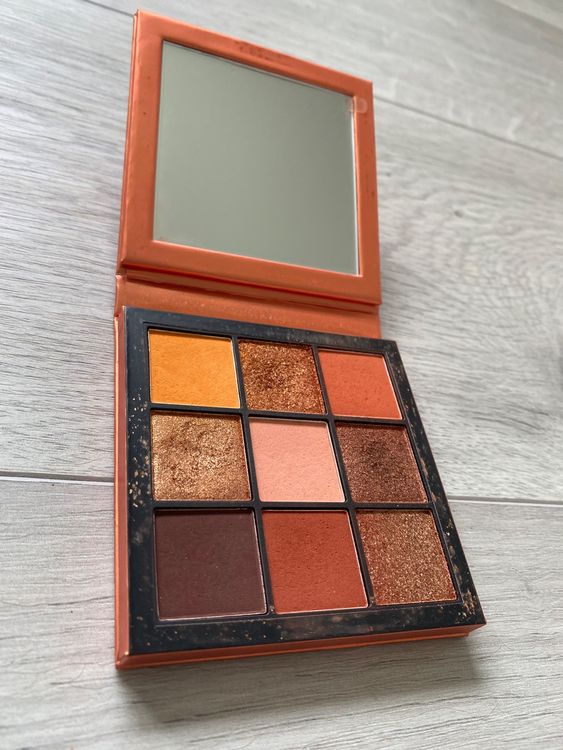 Huda beauty eyeshadow palette (Gebraucht) in Dottikon für CHF 25