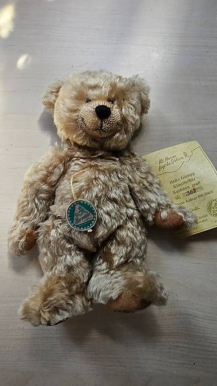 Giocattoli: Hermann KünstlerTeddybär Karlchen gross  – Usato da Hunzenschwil venduto da Matthinique