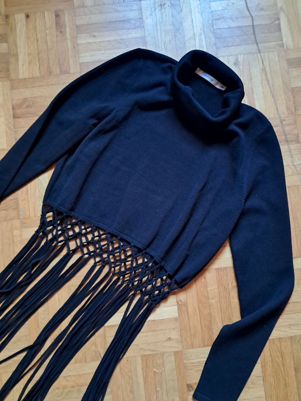 Gestuz Pullover & Sweatshirts: Gestuz Pullover S – Gebraucht aus Kefikon TG von theratpack20 2