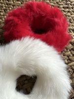 Haargummis Plüsch rot und weiss 2er Set neuwertig