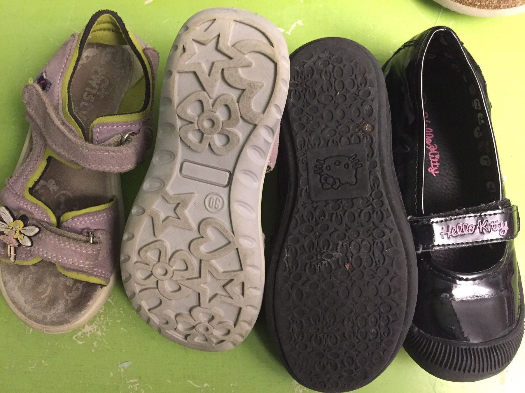 Hello Kitty Scarpe per ragazze: Hello Kitty Ballerina+Sandale Gr.30 – Usato da Obergerlafingen venduto da cabo4 2