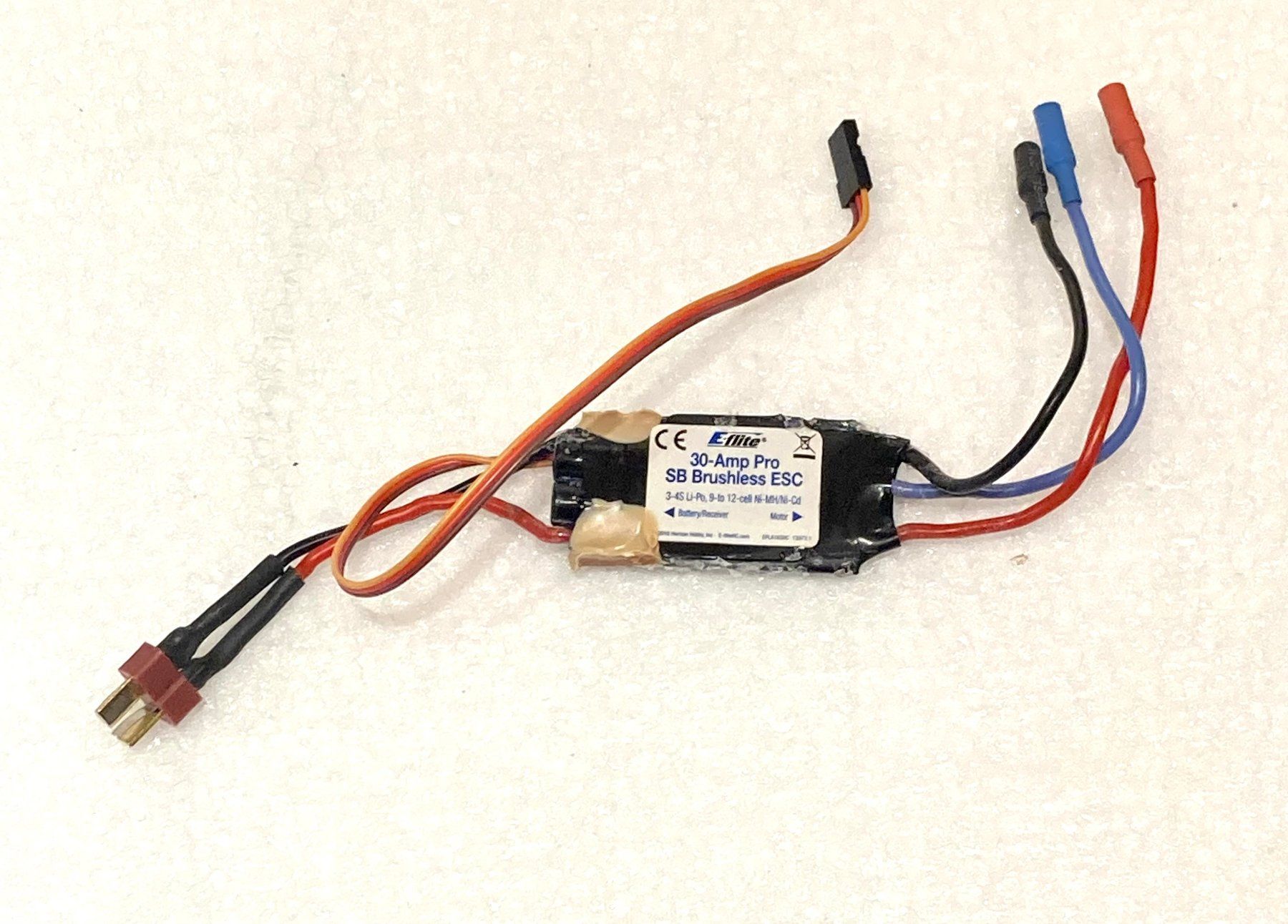 E-Flite RC Modellbau: ESC 30-Amp Pro Switch-Mode BEC Brushless ESC – Gebraucht aus Lausanne von Techobby