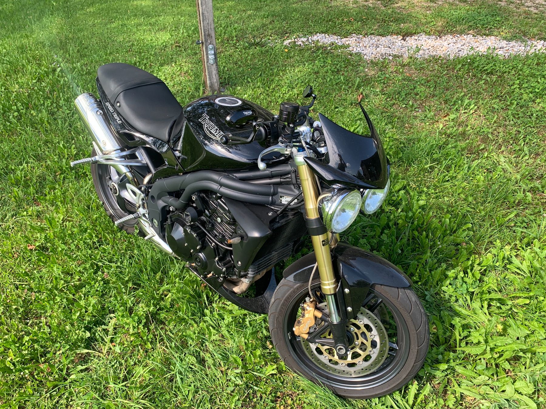 Triumph Strada: Triumph Speed Triple 1050  ab MFK – Usato da Rikon im Tösstal venduto da Ventil1978 3