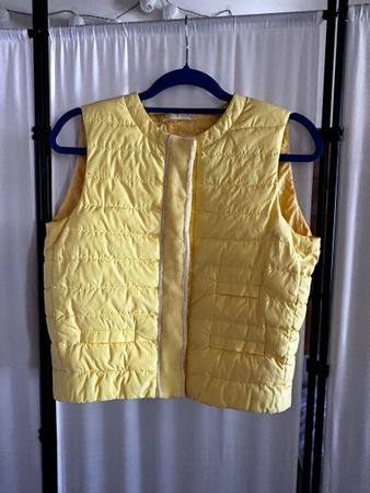 Fabiana Filippi – gilet matelassé léger jaune pastel 