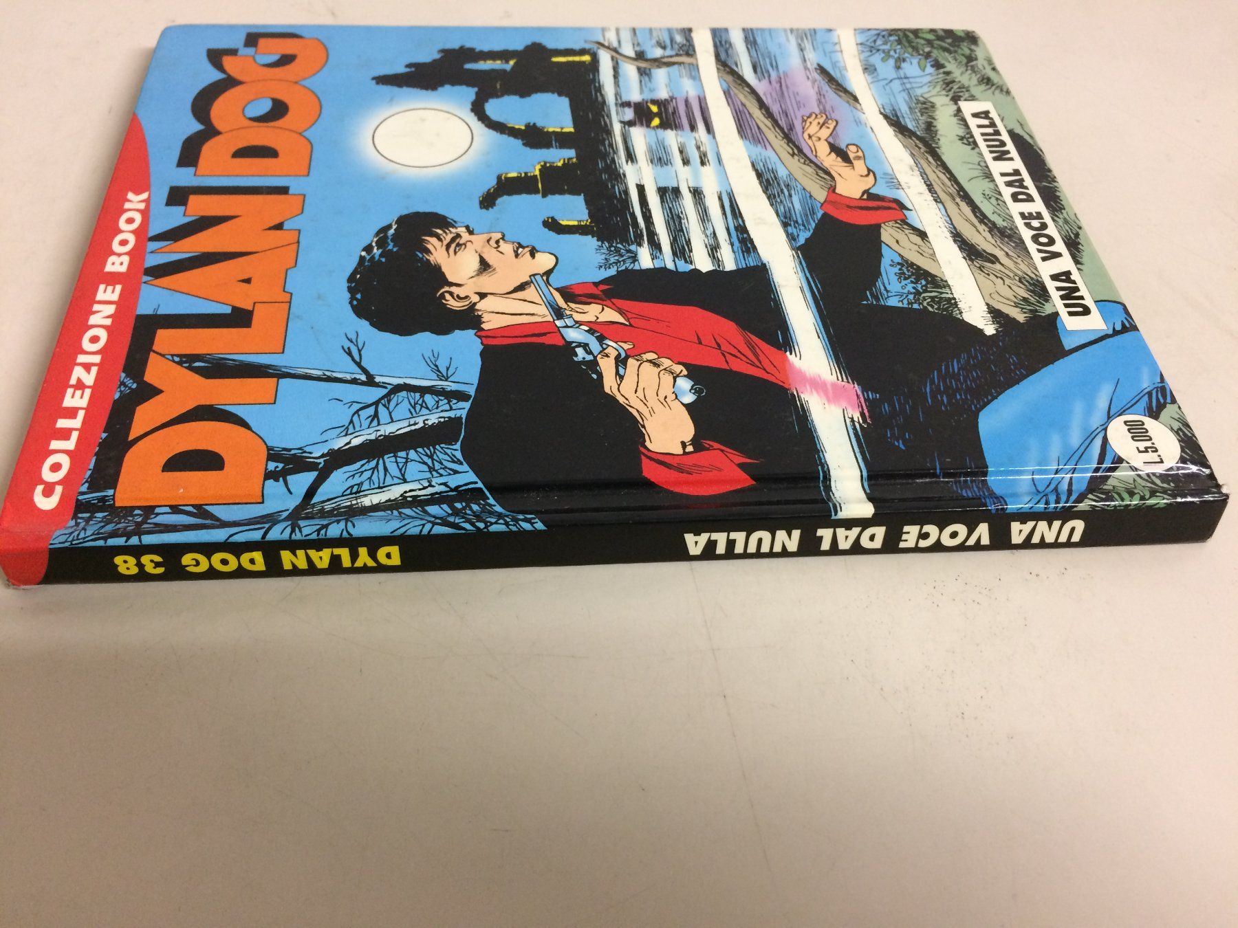 Comics: DYLAN DOG collezione book # 38 UNA VOCE DAL NULLA – Gebraucht aus Vezia von Aquarius_Age 4