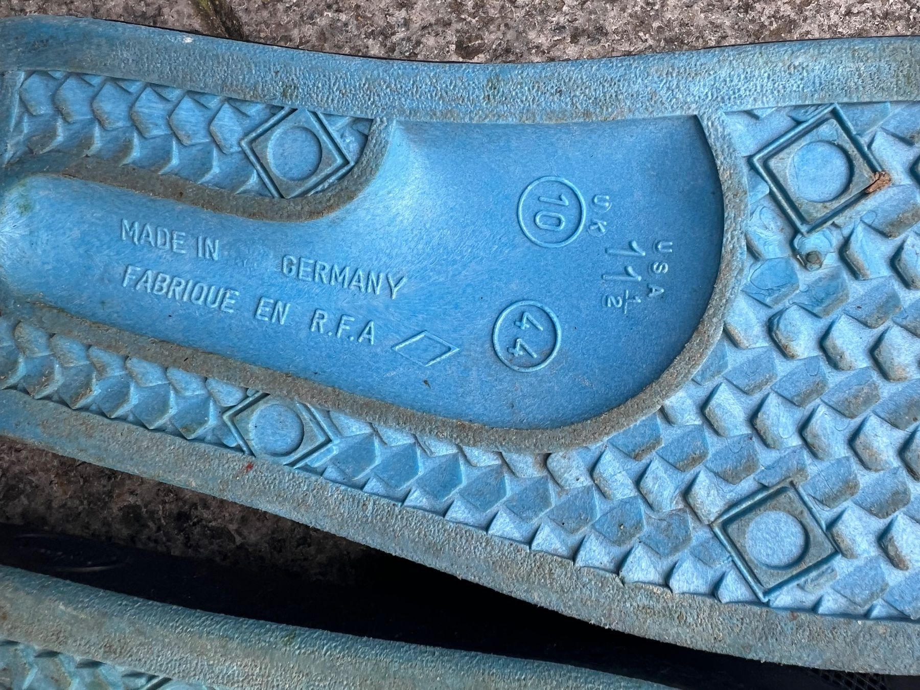 Scarpe da uomo: Adiletten badeschuhe flip Flop 44 – Usato da Münchenbuchsee venduto da mesothorium 1