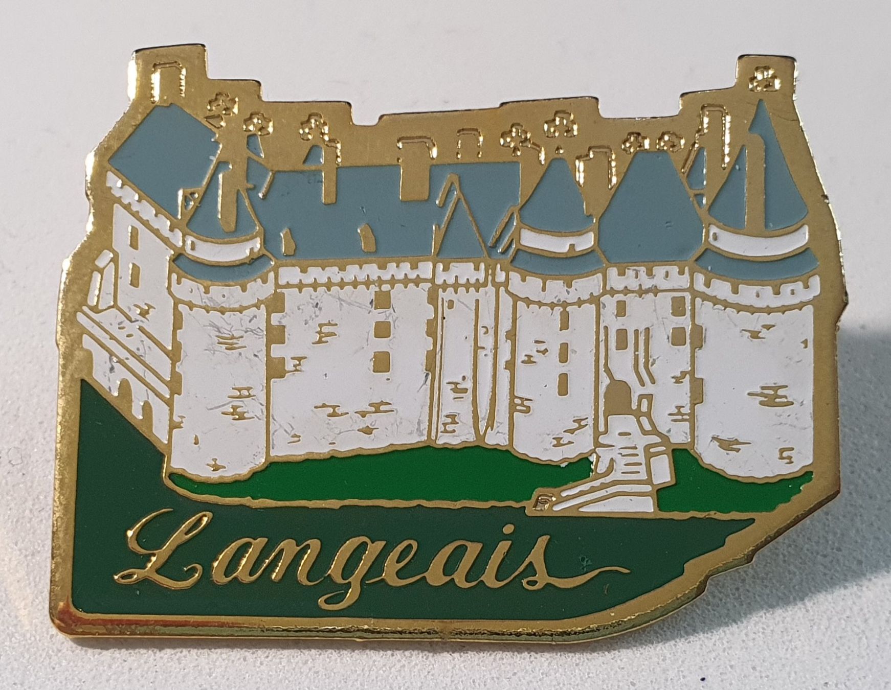 Placchette & Badge: Z836 - Pin Schloss  Langeais – Usato da Reinach BL venduto da Boston-Verkauf