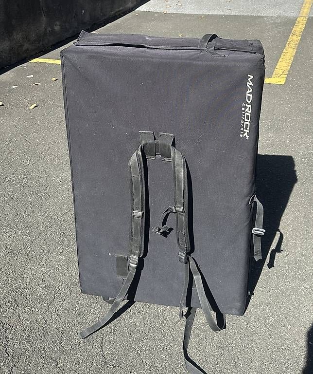 Tappetini fitness: Bouldermatte / Crashpad – Usato da Chur venduto da niwo 1