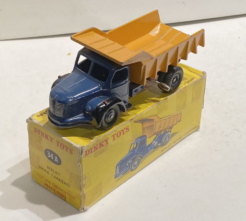 DINKY TOYS - Berliet benne carrière. - Lot 303 - Phidias
