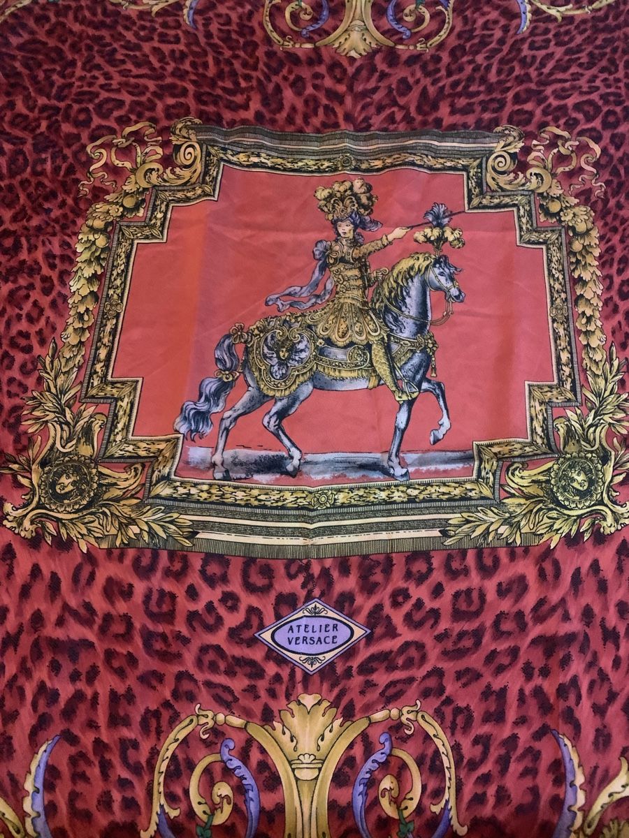 Versace Foulard & Sciarpe: Gianni Versace Foulard – Usato da Bergdietikon venduto da zor_856j 6