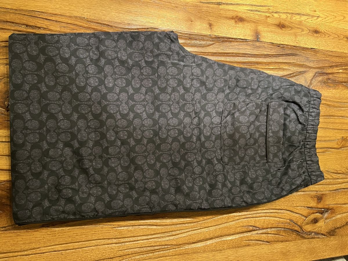 Hosen: Coach Hose mit Muster und Gummizug – Neu und originalverpackt aus Chur von ZATO 2