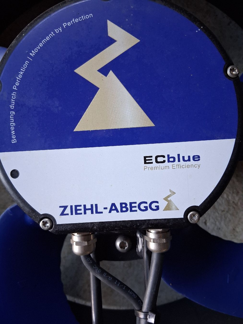 Ventilatoren: Ventilator ZIEHL-ABEGG ECblue Stalllüfter – Gebraucht aus Küssnacht am Rigi von Rep1993 1