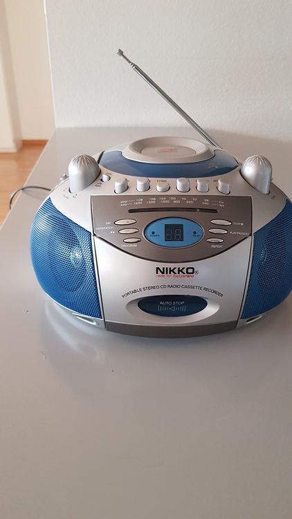 Neuwertiger Nikko CD Radio und Diskettenspieler (Neu (gemäss ...