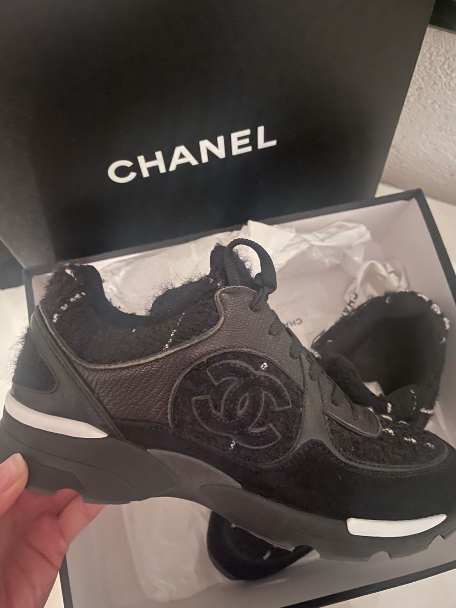 Chanel Scarpe da uomo: Chanel Tweet Sneaker – Usato da Erlinsbach SO venduto da VWV1 2