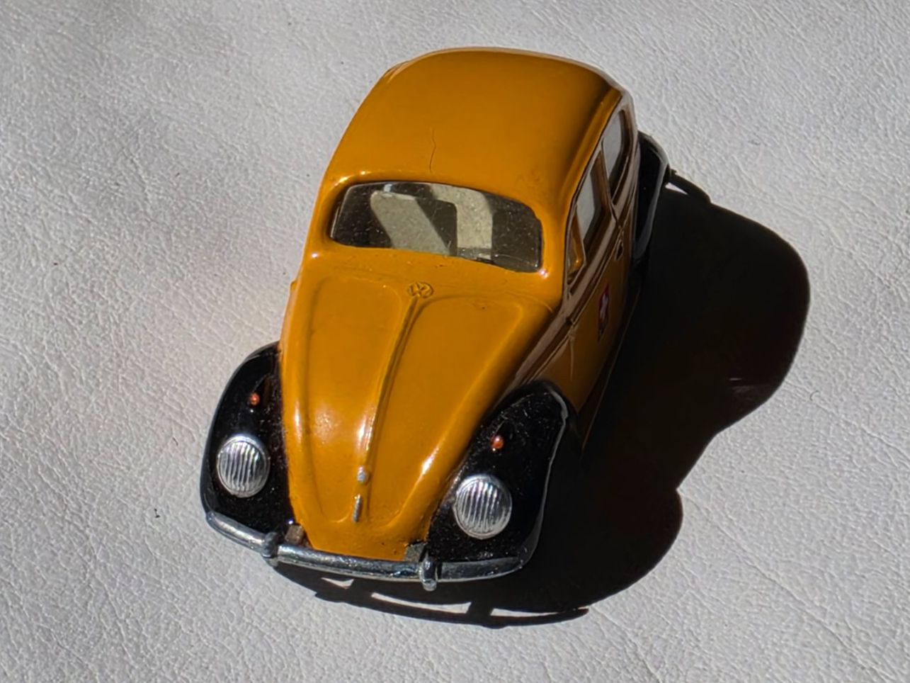 Tekno Voitures modèles: Tekno Denmark VW PTT 819 Käfer Schweizer Post Modellauto – D'occasion à Fischbach-Göslikon par PitBullDoll 4