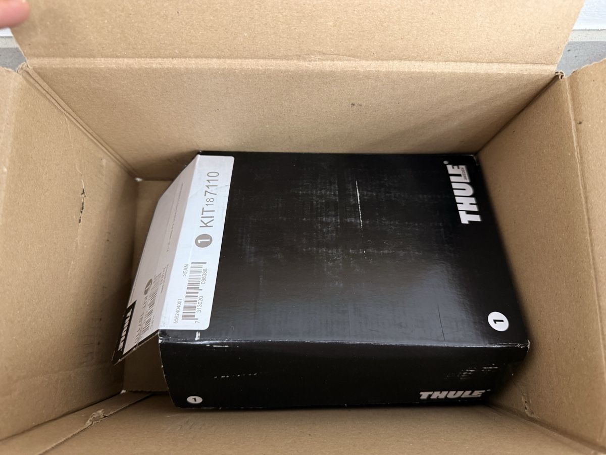 Thule Dachträger: Thule Kit 187110 NEU – Neu und originalverpackt aus Oberbuchsiten von DoppioEspresso