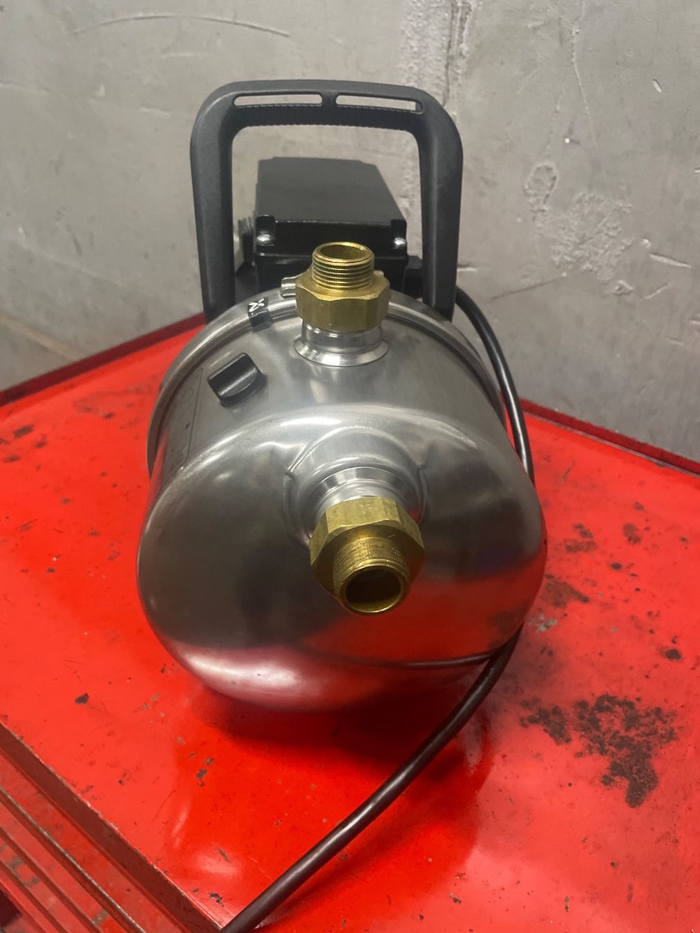 Pompe & Parti di ricambio: Pumpe Wasserpumpe Motor 220V – Usato da Giebenach venduto da Toto222 5