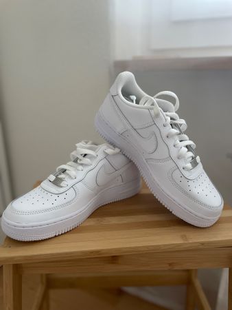 Air force 1 sneakers