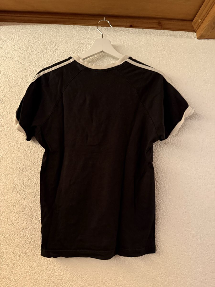 Adidas T-Shirts: Adidas T-Shirt schwarz – Gebraucht aus Bolligen von lee_orange 1