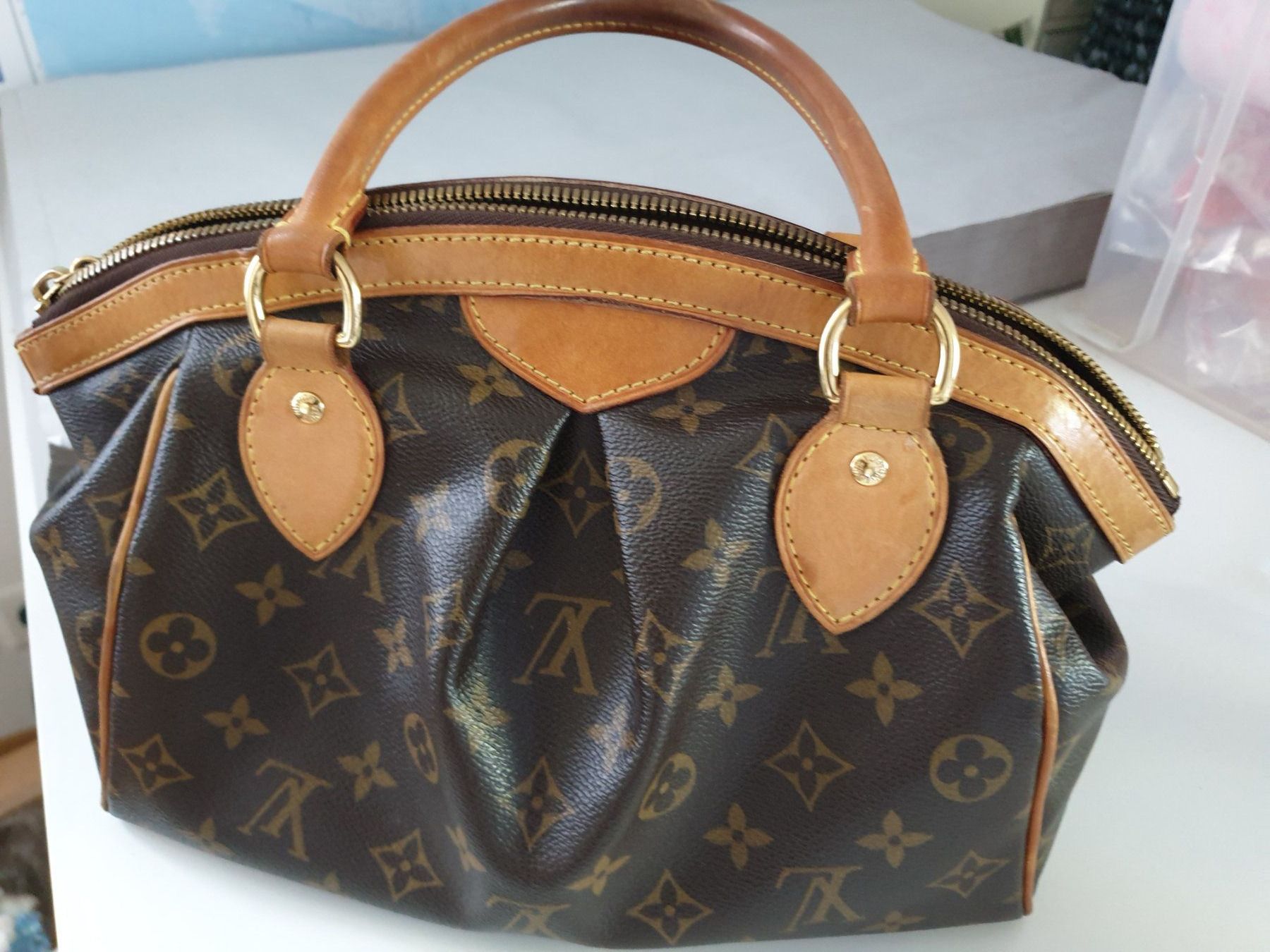 Louis Vuitton Taschen für Damen: Louis Vuitton Tivoli Tasche – Gebraucht aus Bottmingen von sandy_2 1