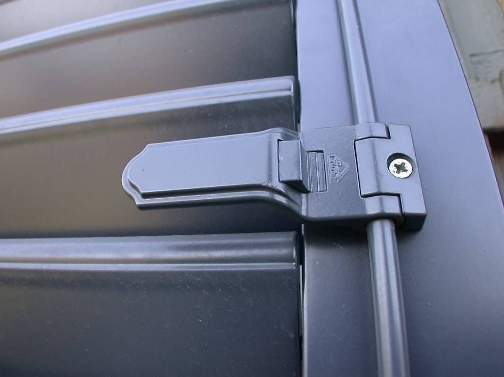 Fensterläden: Alufensterläden, mit  Einbruchschutz, Anthrazitgrau – Gebraucht aus Winterthur von BauTeilLaden2000 4