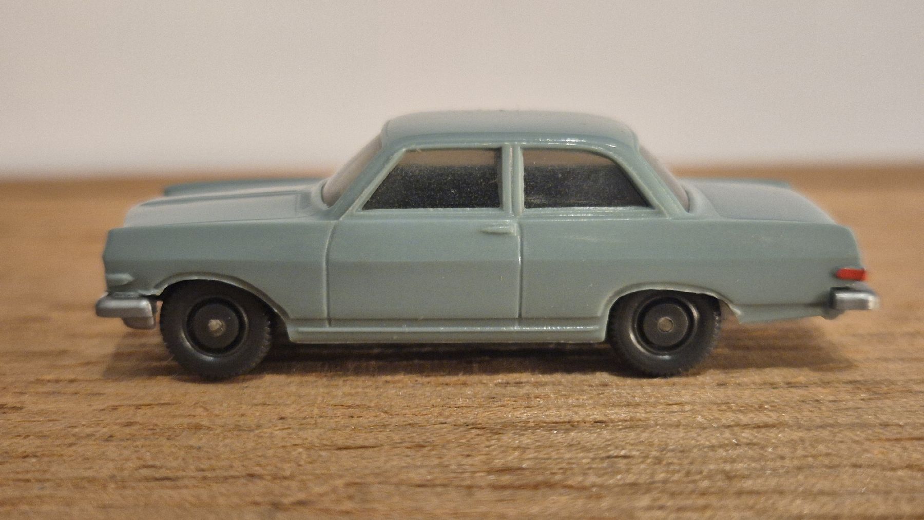 Wiking Modellautos: Opel Rekord 63 von Wiking – Gebraucht aus Uznach von Katinka83 4