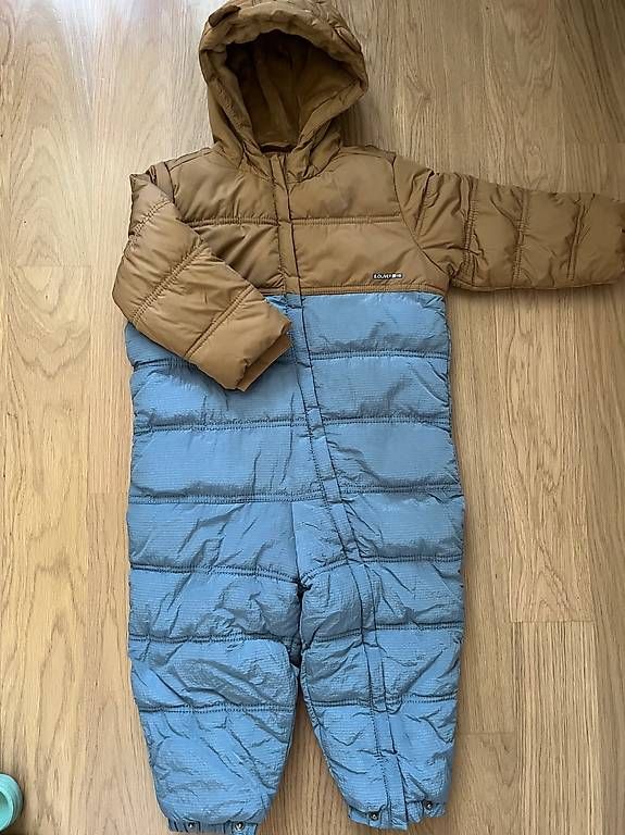 S.Oliver Completi: Winteranzug mit Fleece-Futter S. Oliver Gr. 92 – Usato da St-Prex venduto da buc_y6n7