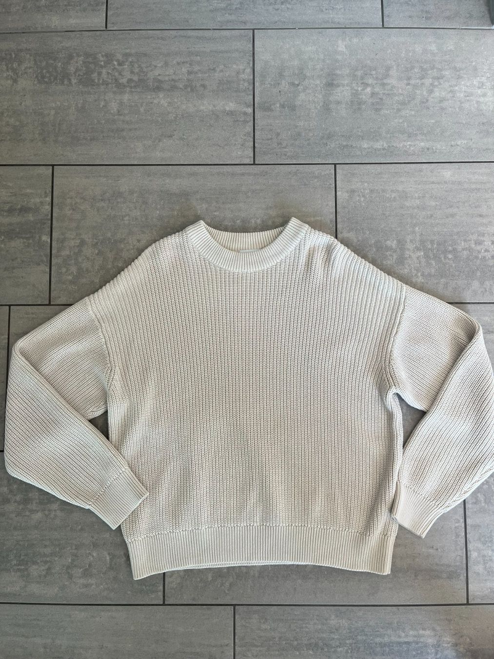 Weekday Pullover & Sweatshirts: WEEKDAY Strickpullover Beige – Gebraucht aus Otelfingen von Denis_ZH
