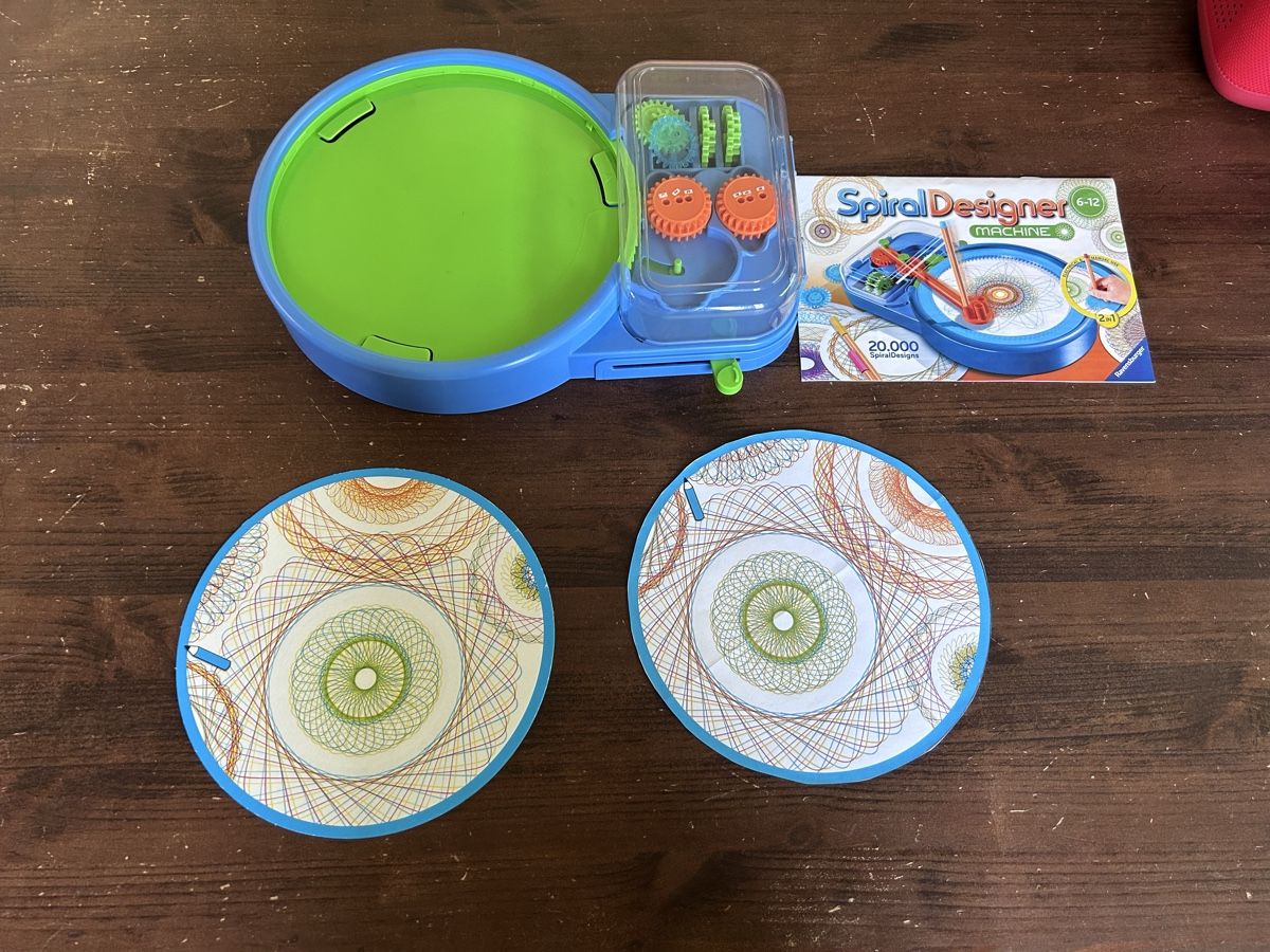 Ravensburger Giocattoli: Spiral Designer machine  – Usato da Läufelfingen venduto da moodi77 1