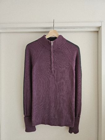 Calvin Klein Lilac Pullover in Large L/XL