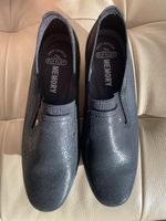 Neue schwarz Halbschuhe Gr. 40 made in Italy