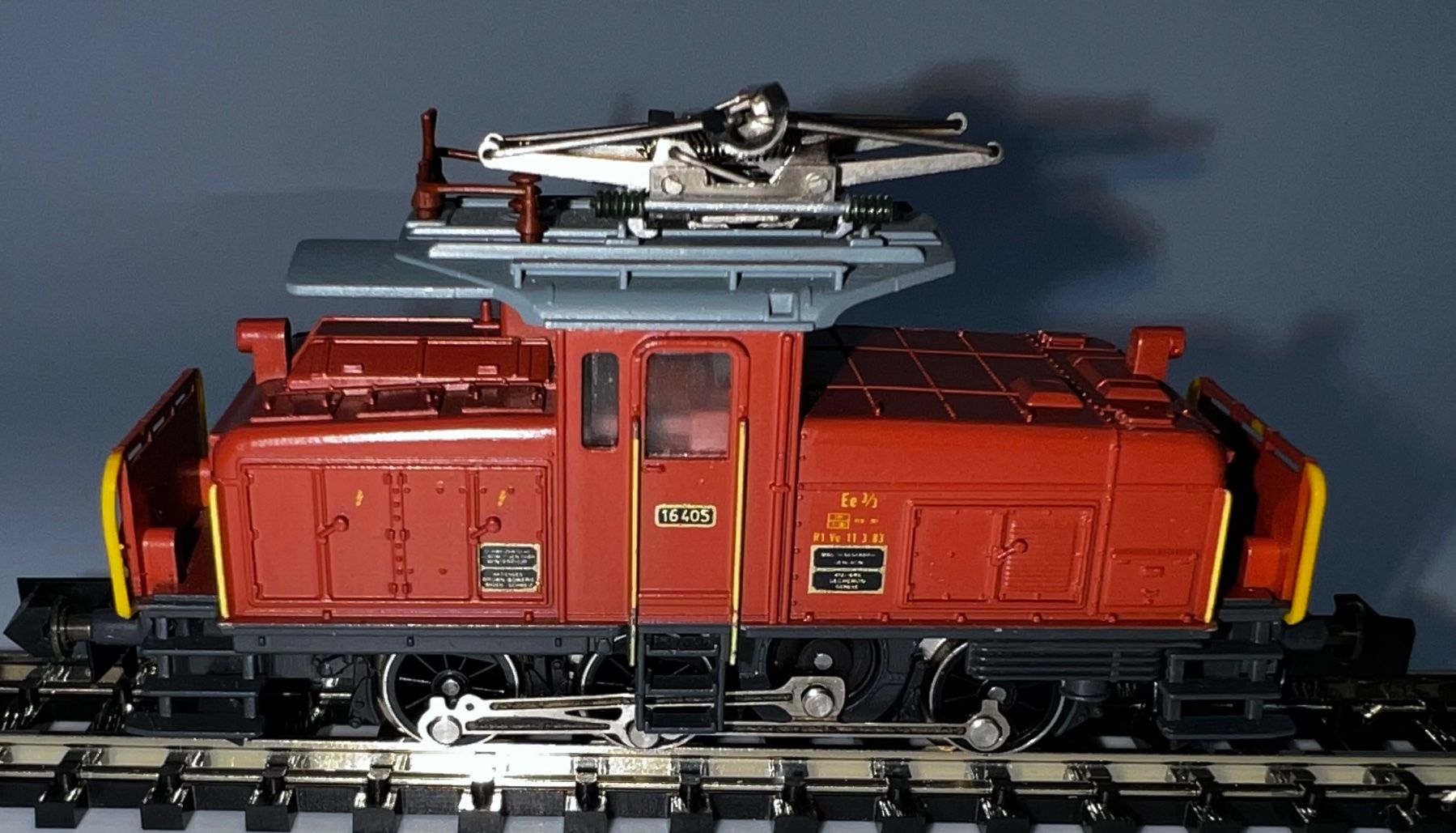 Arnold Trains électriques: Lok, Arnold-N, Ee 3/3 der SBB (2425) – D'occasion à Basel par jonnyhaas