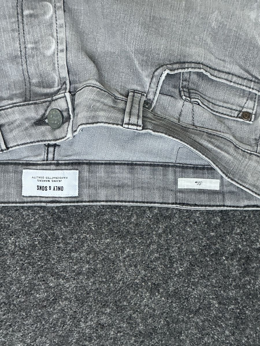 Jeans: zwei jeans 30/32 – Usato da Diepoldsau venduto da 5surfer 1