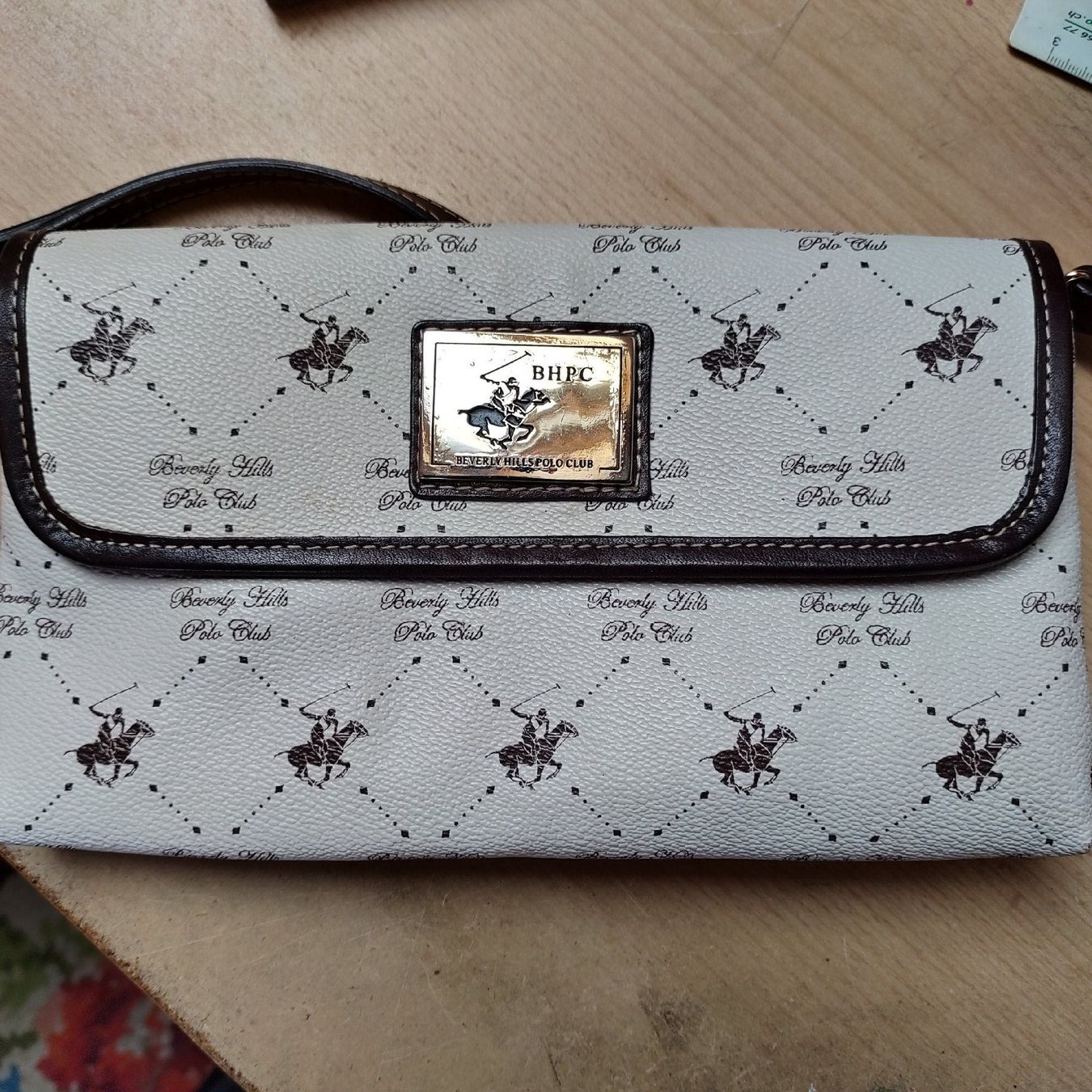 Taschen für Damen: Sac dame – Gebraucht aus La  Tour-de-Trême von Kotochunko