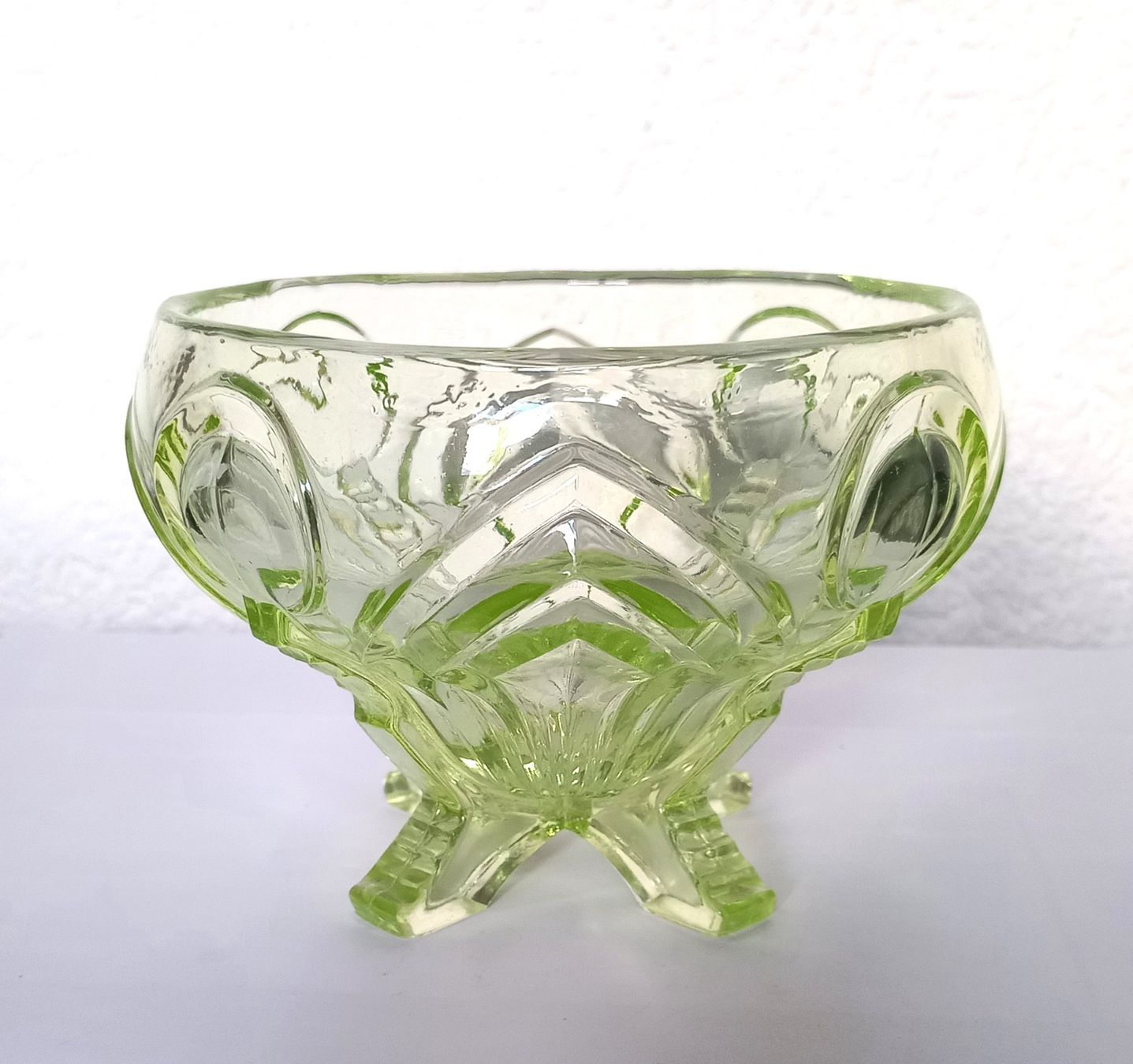 Vasi & Recipienti: Sowerby Art Deco Uranglas Blumenvase – Usato da Bévilard venduto da Orscha 1