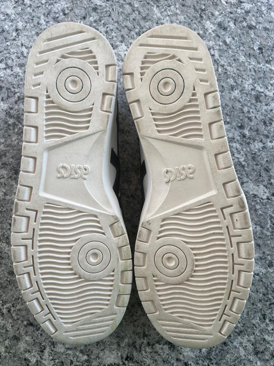 Asics Chaussures hommes: Weisse Sneaker von Asics – D'occasion à Bergdietikon par ulr_r9x5 2