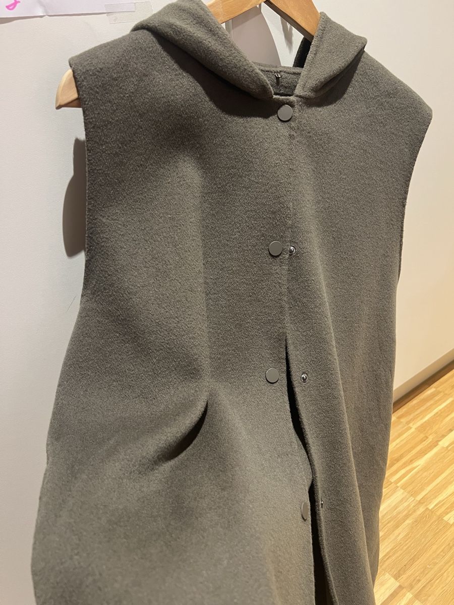 Massimo Dutti Gilets & Westen: Massimo Dutti Veste Gr.S – Gebraucht aus Aarau von eli_bq7m 1