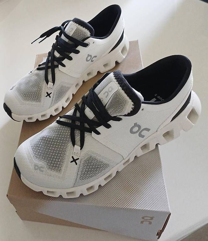 Scarpe da donna: ON-Schuhe NEU - Originalverpackt – Nuovo e nell'imballaggio originale da Beringen venduto da 8212Neuhausen 1