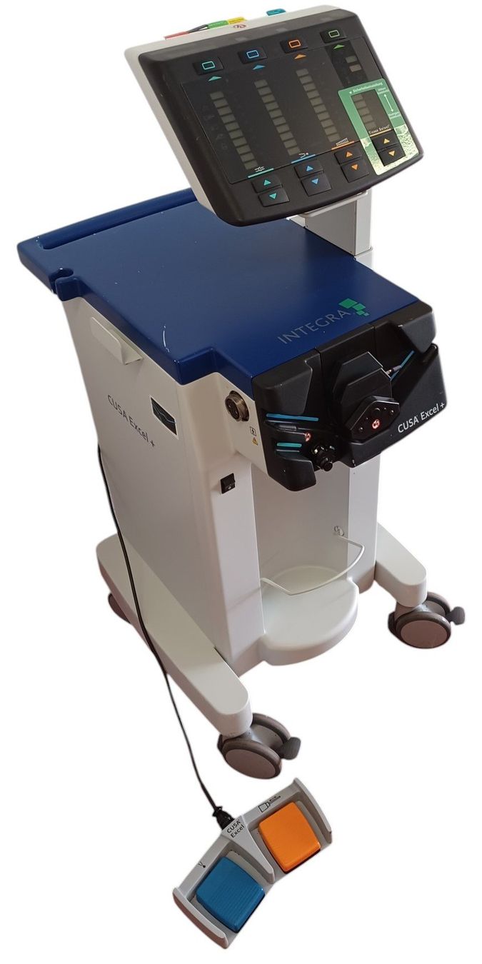 Laborzubehör: Integra CUSA Excel + Cavitron Ultrasonic Surgical Aspirator – Defekt aus Niederdorf von LeptonAG_Labor