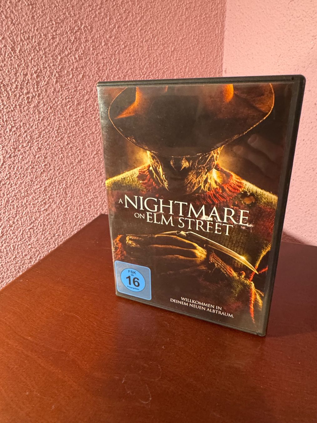 Tutti i DVDs: "A Nightmare on Elm Street" DVD – Usato da Scherzingen venduto da hei_sq66