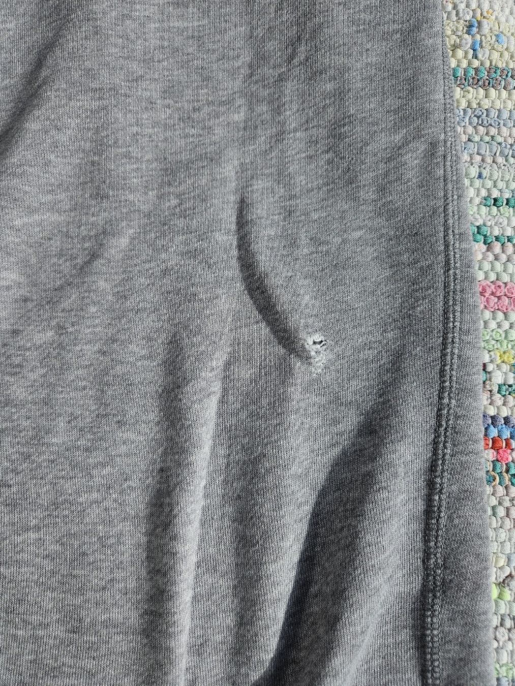 Nike Pantaloni: Graue Nike Jogginghose, Grösse M – Usato da Wettingen venduto da Sk8ertomda 1