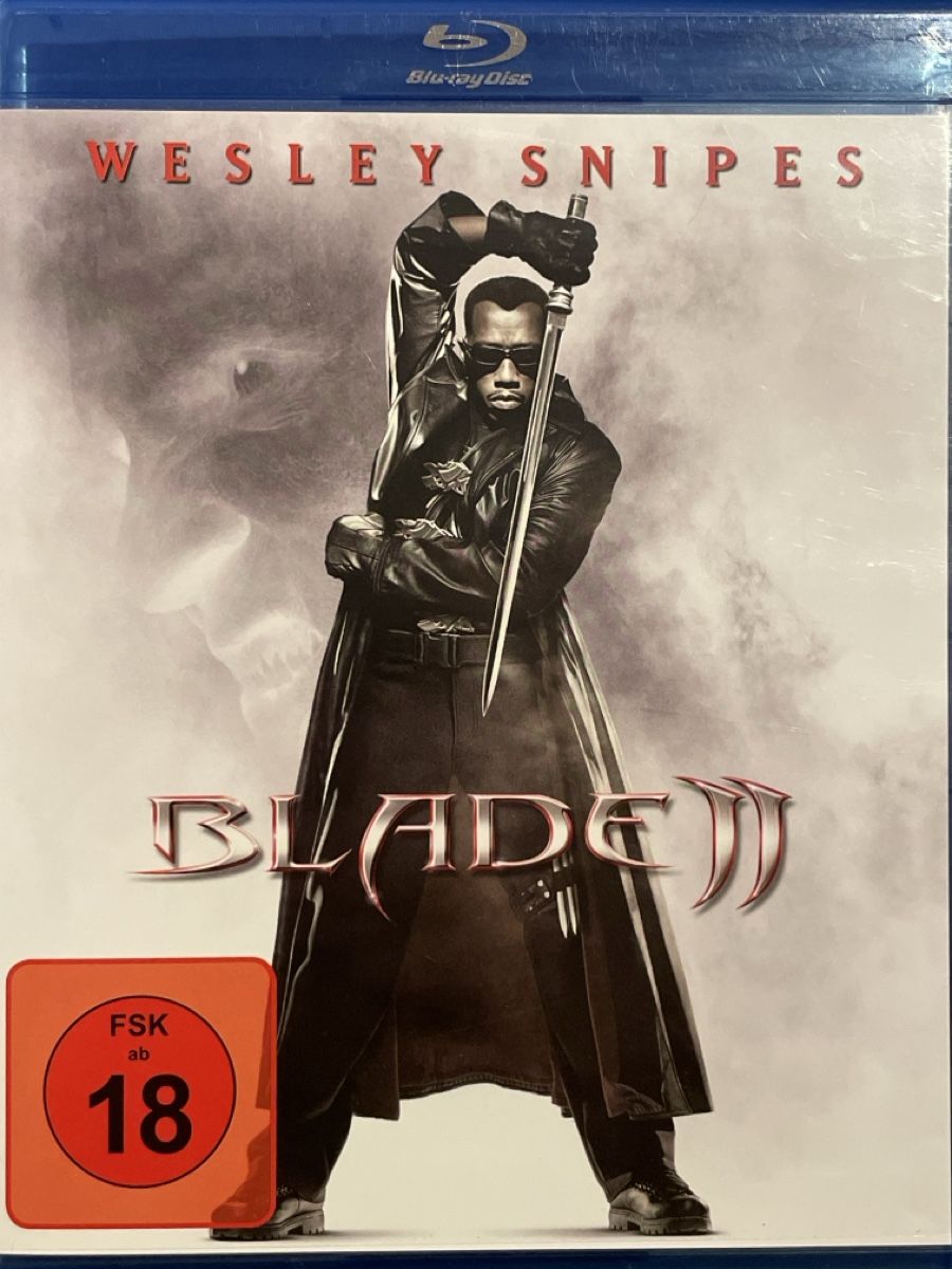 Tutti i DVDs: Blade II (2002) – Usato da Waldenburg venduto da Gonzo8
