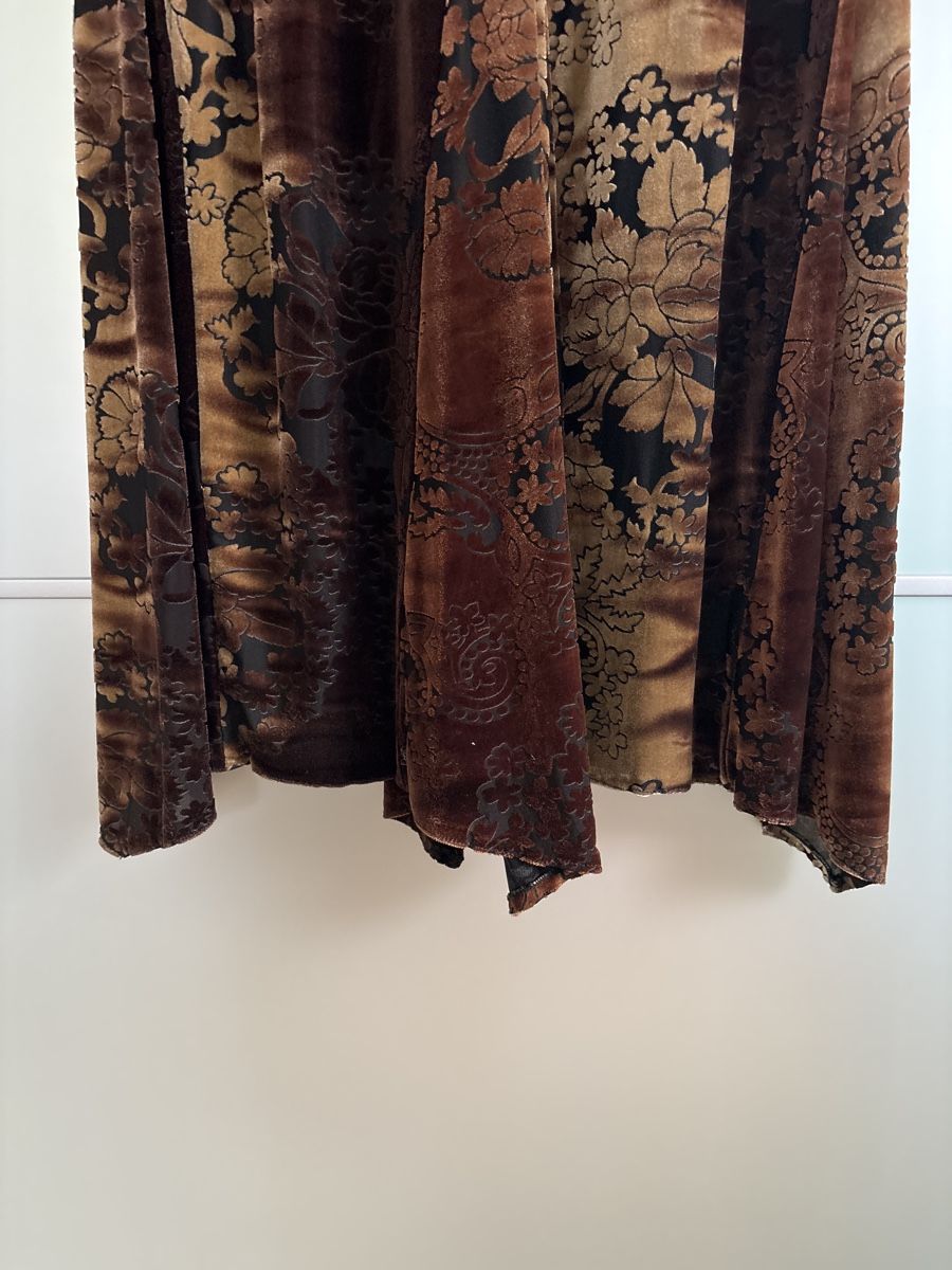 Vestiti: Elegantes Samtkleid mit Blumenmuster, Grösse M – Nuovo (secondo la descrizione) da Hendschiken venduto da Uraniali 7