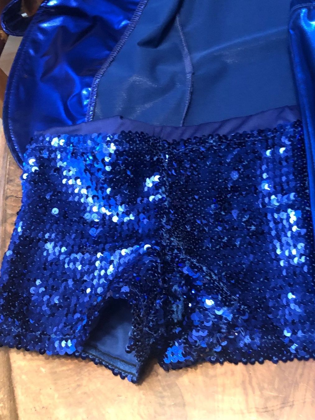 Costumi: Mädchen Ensemble glanz dunkelblau – Usato da Röschenz venduto da Tashroal 4