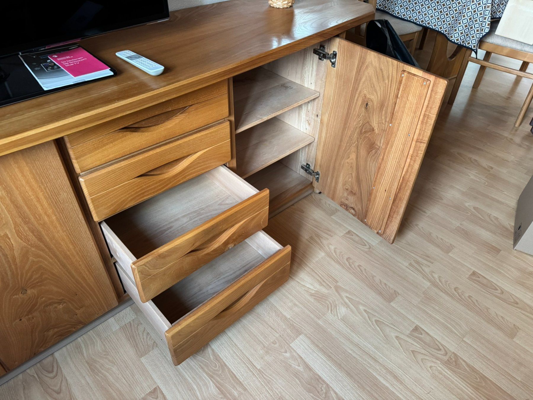 Kommoden: Sideboard, Massivholz vom Schreiner, Unikat – Gebraucht aus Niederuzwil von Holderblueete 2