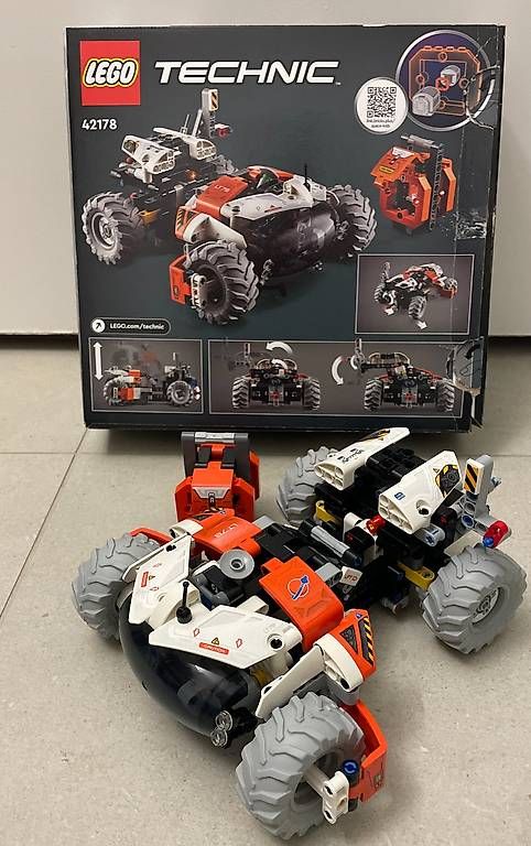 Baukästen: (8+) LEGO Technic (42178) La chargeuse spatiale de surface – Gebraucht aus Gland von OleksandrB 1