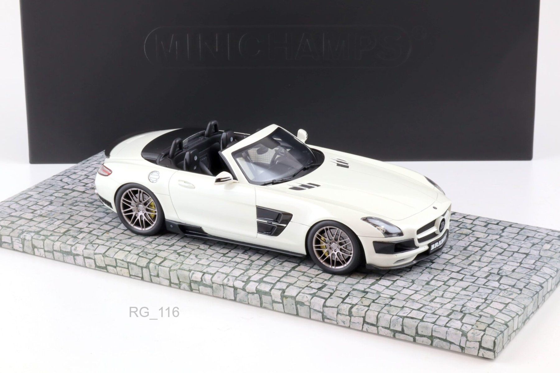 Minichamps Modellini d'auto: Mercedes SLS BRABUS 700 Biturbo 1:18 – Nuovo e nell'imballaggio originale da Ulisbach venduto da mironebraska 1