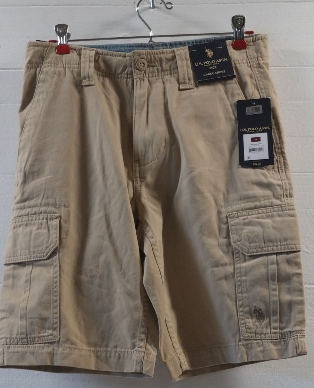 US Polo Pantaloni: Short cargo U.S. Polo ASSN, W28 NEW – Nuovo (secondo la descrizione) da Farvagny-le-Grand venduto da LaCaverne