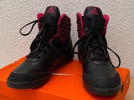 ADIDAS Iriya III Celebration 40,5/NP135CHF