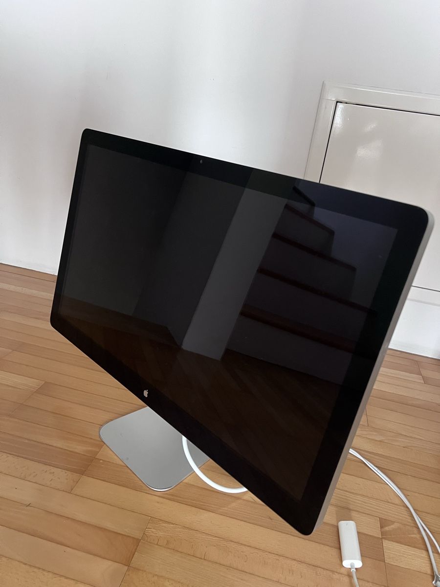 Apple Monitor: Display Apple Thunderbolt – Usato da Uerikon venduto da Rot 1